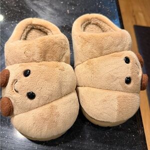 Jelly Cat Plush Slippers sz 8